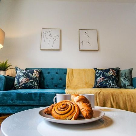 Sleek & Stylish Apartment In The Heart Of The City Nottingham Exterior photo