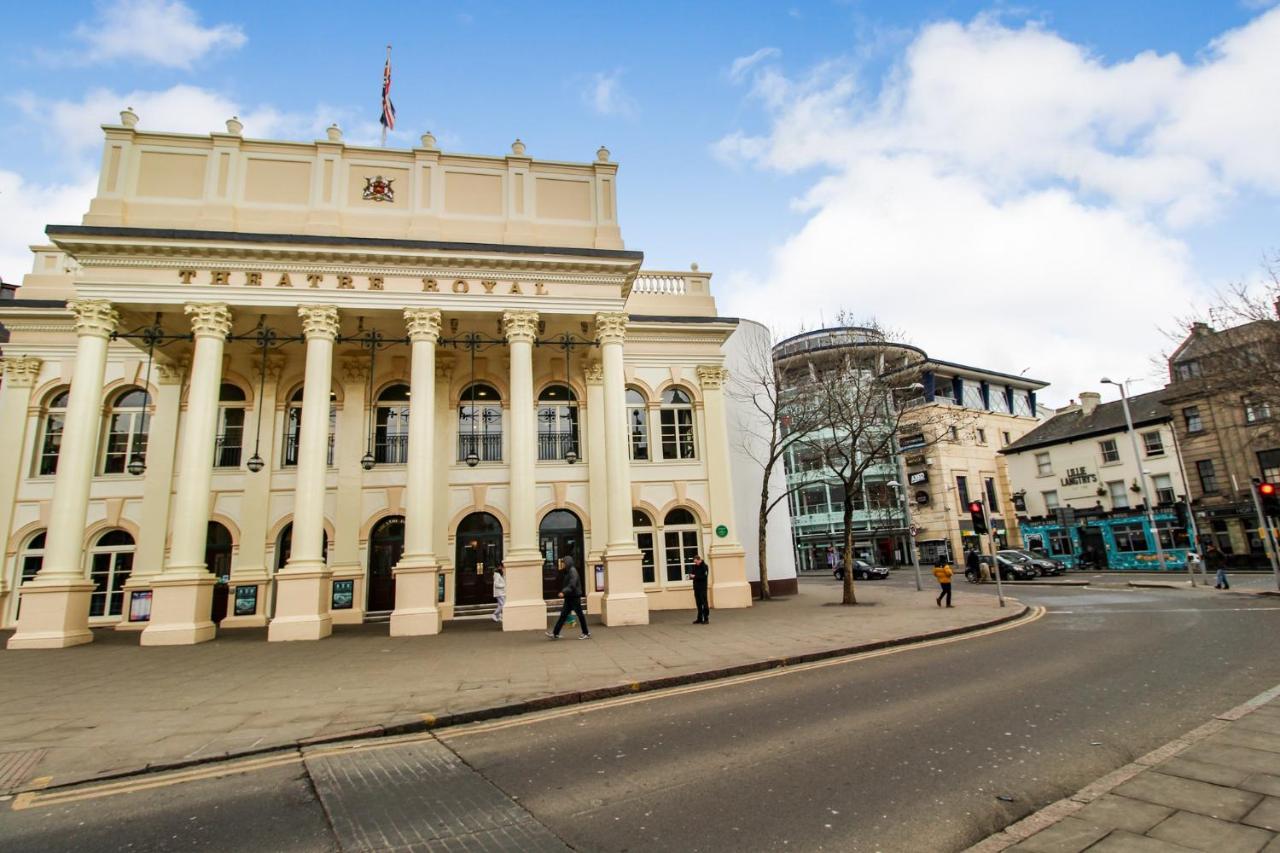 Sleek & Stylish Apartment In The Heart Of The City Nottingham Exterior photo