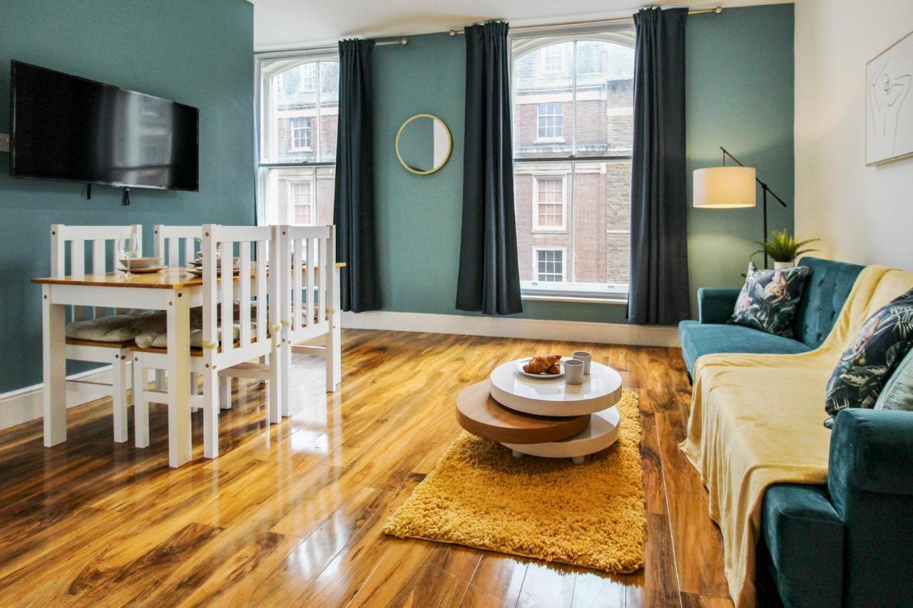 Sleek & Stylish Apartment In The Heart Of The City Nottingham Exterior photo